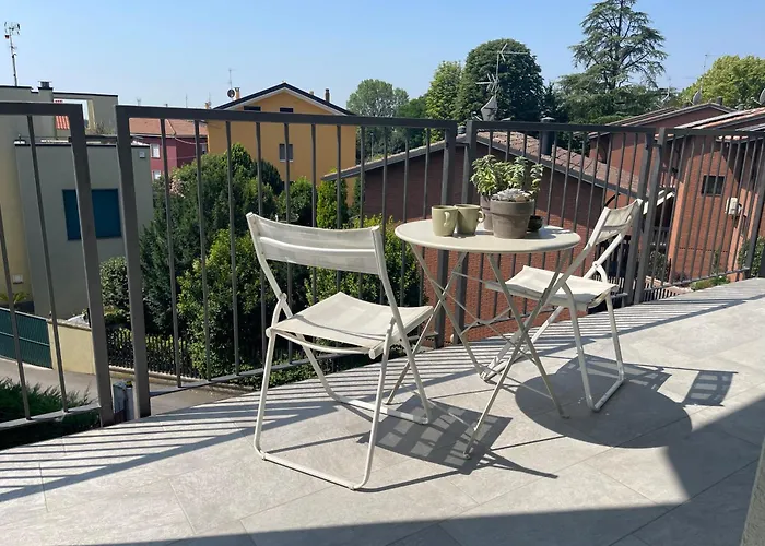 Villa Zina - Apt Verde - 10 Min From City Centre And Airport